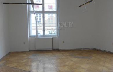 Pronájem komerčních prostor 127 m2