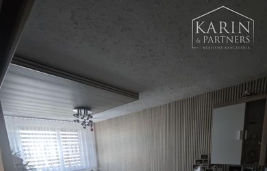 Výhodná ponuka: Na predaj – Priestranný 4-izbový byt po rekonštrukcii so špajzou a balkónom na sídlisku JUH – Nové Zámky - Rezervované