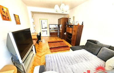 Na predaj 2 izbový byt v centre, 53 m2, Trenčín, ul. 28.októbra
