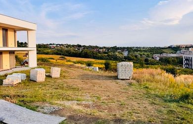ZNÍŽENÁ CENALUKRATÍVNY stavebný pozemok, 723m2, Ľubotice, PO