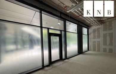Prenájom obchodného priestoru 217 m² v skvelej lokalite v centre mesta Bratislava