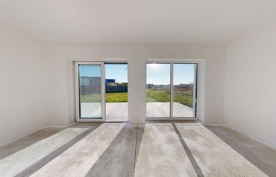 AZ. Predaj 5i domu s garážou a terasou v slepej ulici v Trnave