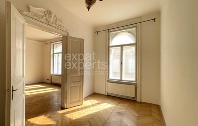 Unikátny svetlý 4i byt 120 m2, vysoké stropy, pôvodné prvky, Palisády