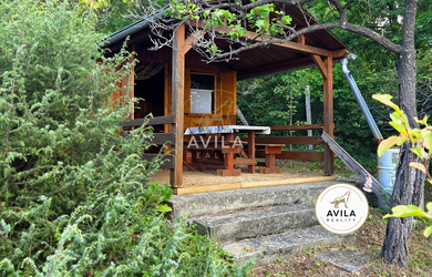 AVILA - REZERVOVANÉ !!! 416 m² záhrada s chatkou v Čachticiach časť Kičman _ TOP