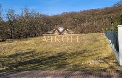 Na predaj atraktívny stavebný pozemok 2 141m2, obec Borinka, Pajštúnska alej / tichá lokalita, pri lese