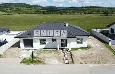 4 izbový bungalov, garáž, 600m2, Vinosady okres Pezinok