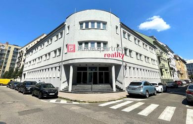Kancelárie na prenájom v  centre Starého Mesta Bratislava