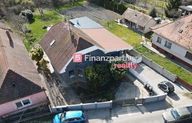 Na predaj pekný 6 izbový rodinný dom v obci Veľké Blahovo