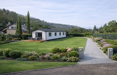Slnečný pozemok vhodný na výstavbu mobilného domu