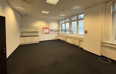 Skvelá ponuka kancelária 60 m2 v centre Bratislavy