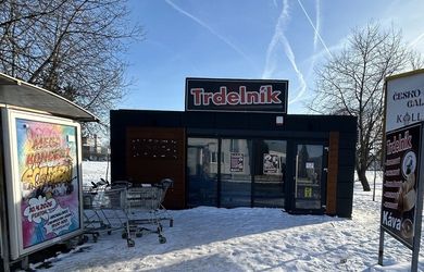 NA PREDAJ: Obchodný stánok / predajňa – Michalovce, top 18m2