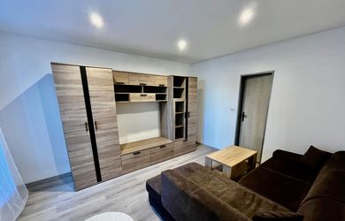 MODERNÝ zrekonšt.1,5. izb. byts 2 balkónmi, 40m2, centrum PO