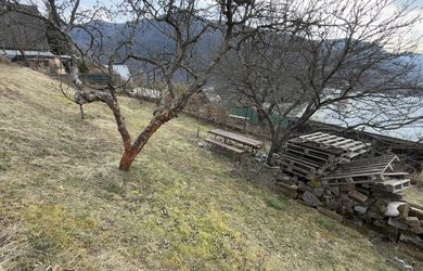 POZEMOK NA PREDAJ : ZÁHRADKÁRSKA OSADA ZUBERŠTÍN-PODBREZOVÁ