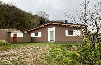 Prenájom novostavby 3 izb. rodinného domu pod lesom, Bratislava – DNV