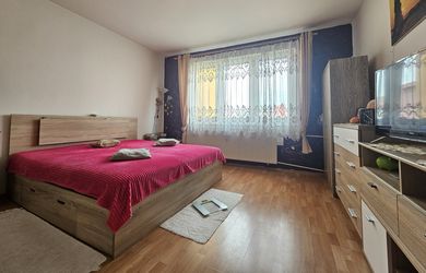 pekný 2 izbový byt s lodžiou - TERASA žiadaná lokalita