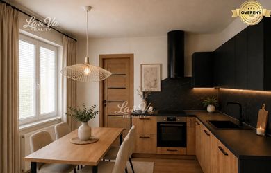 Na predaj priestranný 3-izbový byt s balkónom v meste Šurany