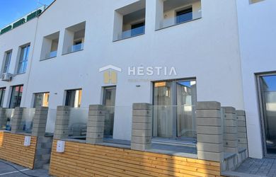 Na predaj 2-izb.byt, terasa, priamo pod Rotundou, Skalica
