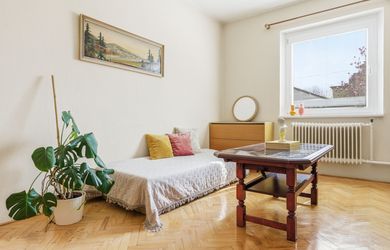 FOIT - SPIEGELSAAL. ADRESA, KTORÚ V TRNAVE NETREBA PREDSTAVOVAŤ