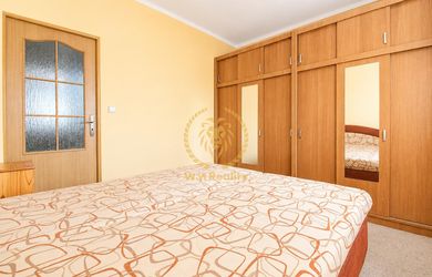 NA PREDAJ - 2,5 izbový byt v centre mesta Hlohovec