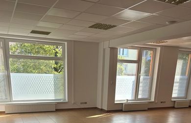 NA PRENÁJOM – KANCELÁRSKY PRIESTOR v centre na pešej zóne