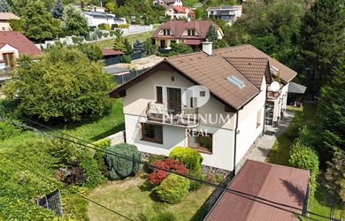 Exkluzívny 2-generačný rodinný dom s čarovnou záhradou a úplným súkromím – Svätý Jur
