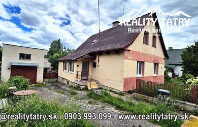 Rodinný dom na rozľahlom pozemku 1550 m2 s garážou a hospodárskou budovou - Poprad - Matejovce