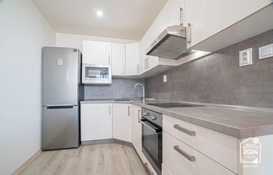 Zariadený 2 izbový byt, Košice - Nad jazerom, Amurská