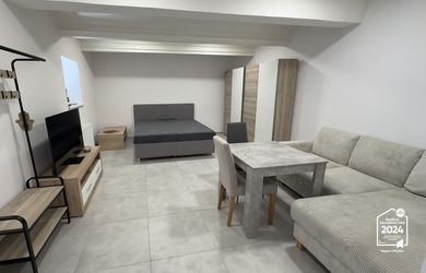 Zariadený priestor vhodný na bývanie, Košice - ul. Šoltésovej