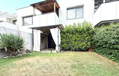 2-IZBOVÝ BYT PO KOMPLETNEJ REKONŠTRUKCII SO SÚKROMNOU ZÁHRADOU 50 m² | HVIEZDOSLAVOV