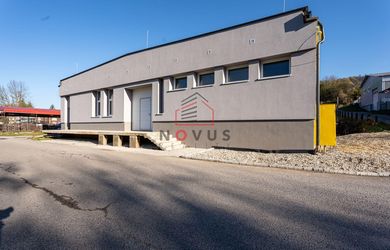 Na prenájom skladovo-výrobný priestor 330 m² s kanceláriami  Dubnica n/V, ul. Štúrova