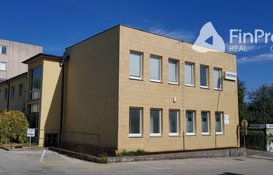 Prenajmem v Nitre 30m2 s parkovacím miestom na Cabajskej ceste.