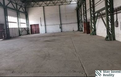 Priemyselná hala na prenájom na Šamorínskej ulici v Senci