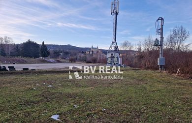 BV REAL Na predaj pozemok Bojnice FM2418