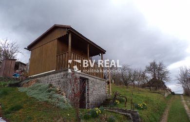 BV REAL Na prenájom aj odkup chata a záhrada Brodzany FM1905