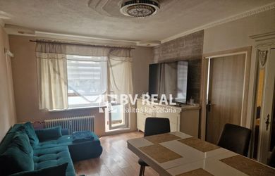 BV REAL Na predaj prerobený 3 izbový byt Prievidza FM2427