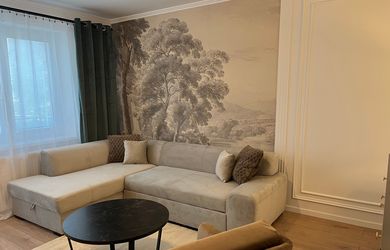 Na predaj: Výnimočný 3-izbový tehlový byt s veľkým balkónom v centre Hurbanova
