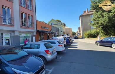 Suterénny obchodný priestor v centre Nových Zámkov