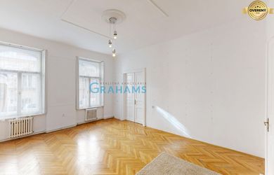 Veľkorysý 3i staromestský byt 132,53 m² s dvoma pivnicami a vlastným kúrením, Mateja Bela, Palisády, Staré Mesto