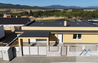 NOVINKA NOVOSTAVBA 150 m² s pozemkom 520 m² Trenčianske Jastrabie