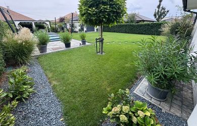 ŽIVOT AKO V RESORTE: Luxusný 4-izbový tehlový bungalov s bazénom a absolútnym súkromím na pozemku 812 m² – Miloslavov